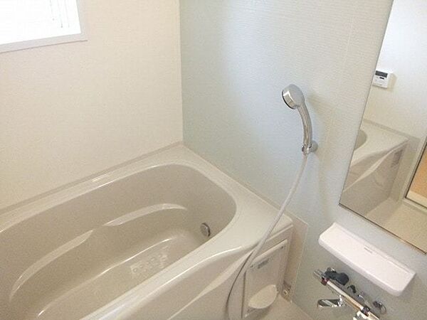 apartment 栃木県小山市城東６丁目19-19　グランオッツ1F