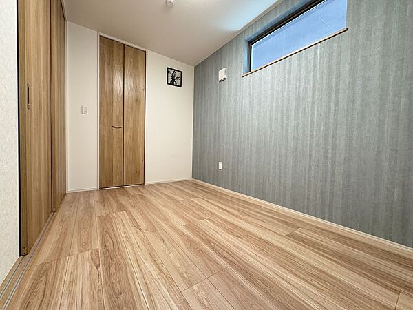 洋室を拡大表示