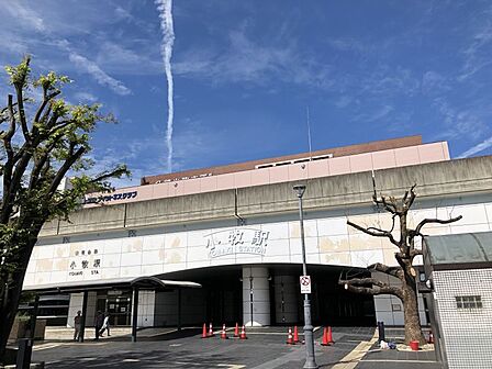 小牧駅まで 1040m 徒歩約13分●小牧市の中心駅です。周辺には市街地が広がっており、ショッピングモール「ラピオ」やスーパー「マックスバリュ小牧駅西店」等の商業施設があります。