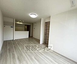 Ｄ−ＲＯＯＭ松井ヶ丘 4LDKのリビング/ダイニング