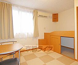 レオパレスＲｙｏｕｍａ 2階1Kのリビング/ダイニング