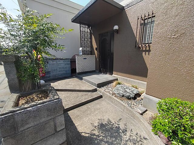 玄関 富山市蓮町5丁目9-17