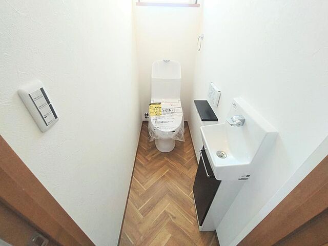 トイレ 高岡市二上町896-1