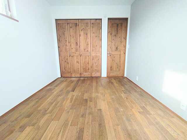 洋室 高岡市二上町896-1