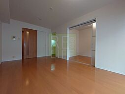 東京メトロ有楽町線 江戸川橋駅 徒歩5分の賃貸マンション 1階2LDKのリビング/ダイニング