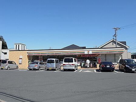 セブンイレブン八千代宮坂店620m徒歩8分