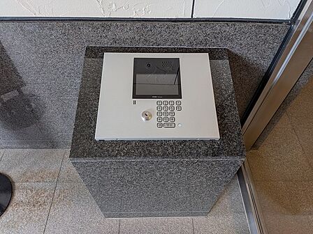 安心のオートロック設備