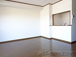 チュリス千里 2階3LDKのリビング/ダイニング