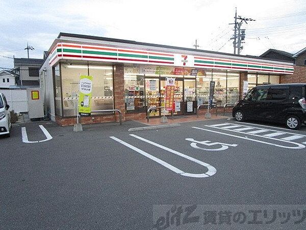 画像28:セブンイレブン 高槻奈佐原元町店 徒歩30分。 2370m