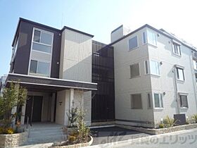 ルリエ江坂 302 ｜ 大阪府吹田市江坂町２丁目3-23（賃貸アパート1LDK・3階・38.34㎡） その1