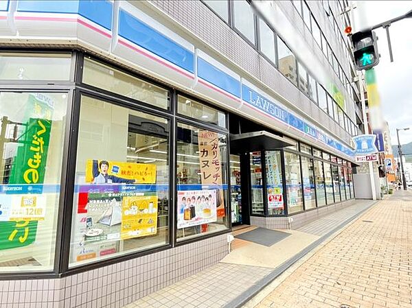 画像28:ローソン長崎勝山町店 徒歩3分。 190m