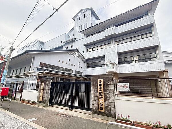 画像29:長崎市立諏訪小学校 徒歩6分。 420m