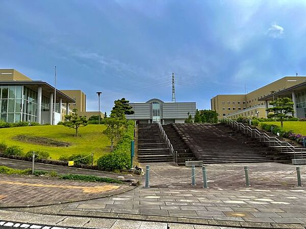 画像21:長崎県立大学シーボルト校 徒歩18分。 1430m