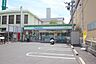 周辺：ファミリーマート 皆実町六丁目店
