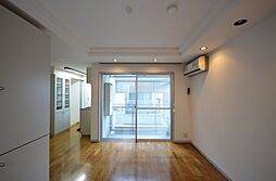 クリスタルコート 101 1階1Kのリビング/ダイニング