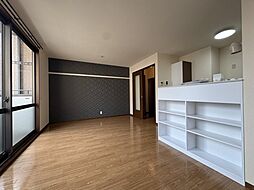 グランシード西原 A-102 1階2LDKのリビング/ダイニング