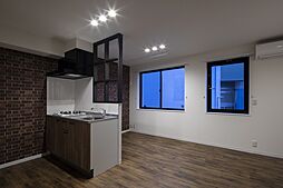 アイゼンルーム安中央 104 1階ワンルームのリビング/ダイニング