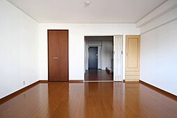 ラポール小町 513 4階1DKのリビング/ダイニング