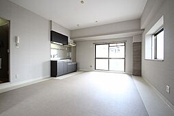 マノワール船本 102 1階2LDKのリビング/ダイニング