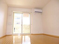 ラ・メール 102 1階1Kのリビング/ダイニング