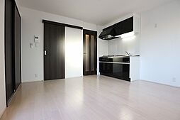 GRANDTIC 東雲本町I 201 2階ワンルームのリビング/ダイニング