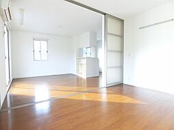 エーデルハイム 105 1階2LDKのリビング/ダイニング