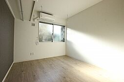 イリス堀越 203 2階ワンルームのリビング/ダイニング