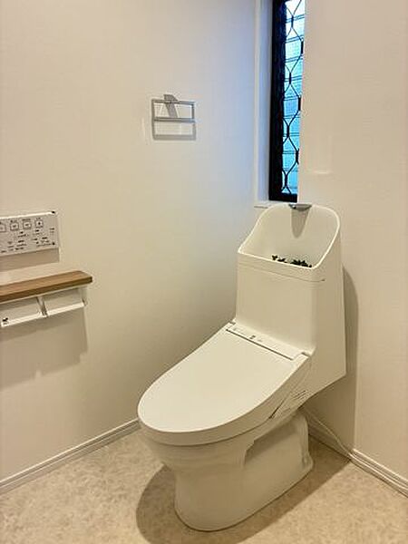 トイレを拡大表示