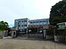 周辺：東丘小学校 610m