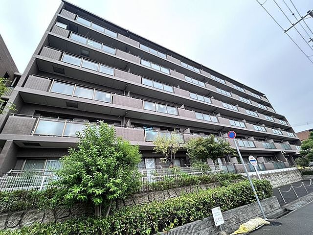 9 / 17