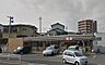 周辺：セブンイレブン 八幡小鷺田店（106m）