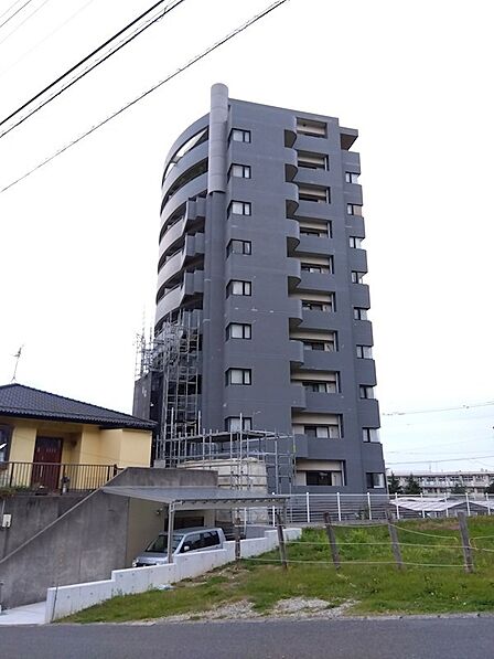 閑静な住宅街にある落ち着いた住環境です