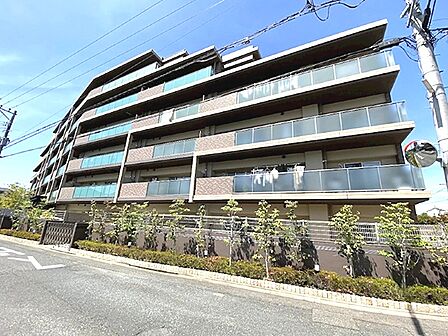 閑静な住宅街にある落ち着いた住環境です