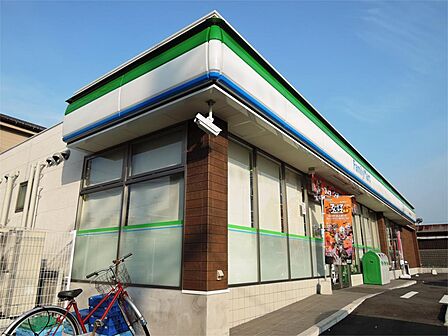 ファミリーマート 八幡青山一丁目店（372m）