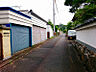 その他：閑静な住宅街に位置し、落ち着いた暮らしを実現します。前面道路は車の通りも少なく、お子様のいるご家庭も安心です。