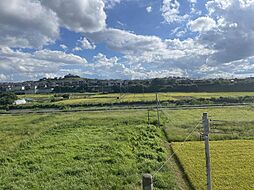 目の前に遮るものなし!のびやかな風景と開放感を楽しむ3階