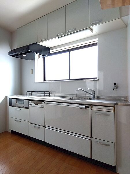 キッチンを拡大表示