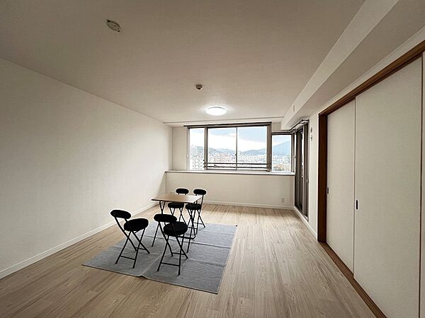 リビング/ダイニング