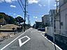 外観：前面道路含む現地写真