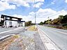 外観：前面道路含む現地写真