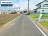 外観：前面道路含む現地写真