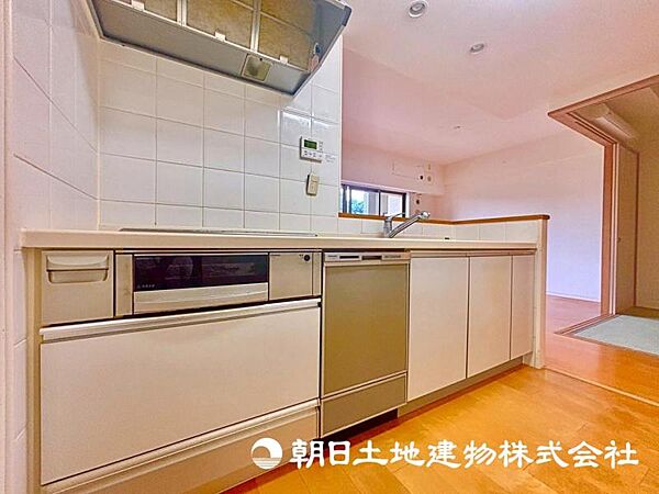 キッチンを拡大表示