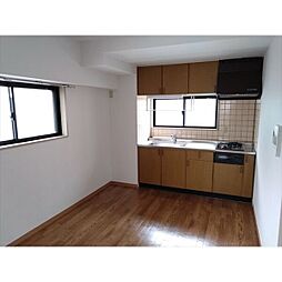 ルミナス白壁 6階2DKのリビング/ダイニング