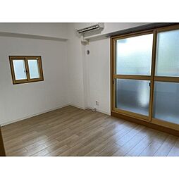 共同ハイツ西大須 5階1Kのリビング/ダイニング