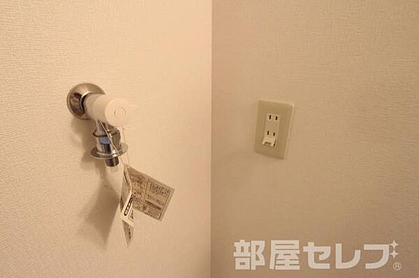 クレスト名駅西