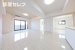 JMFレジデンス名駅南 7階2LDKのリビング/ダイニング