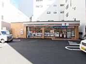 セブンイレブン名古屋丸の内3本町通店 118m