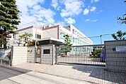 名古屋市立日比津小学校 379m