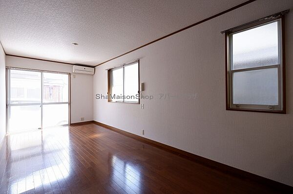 detached 埼玉県入間郡三芳町大字藤久保

地図を見る