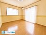 洋室：洋室 バーチャルステージング済(家具一部撤去)　